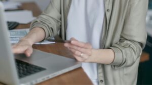 Work-from-Home-Jobs-for-Teens-2.jpg