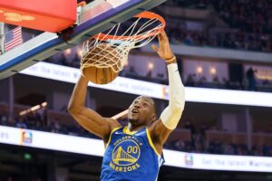 2024-12-29T025355Z_1779400874_MT1USATODAY25076565_RTRMADP_3_NBA-PHOENIX-SUNS-AT-GOLDEN-STATE-WARRIOR.jpeg