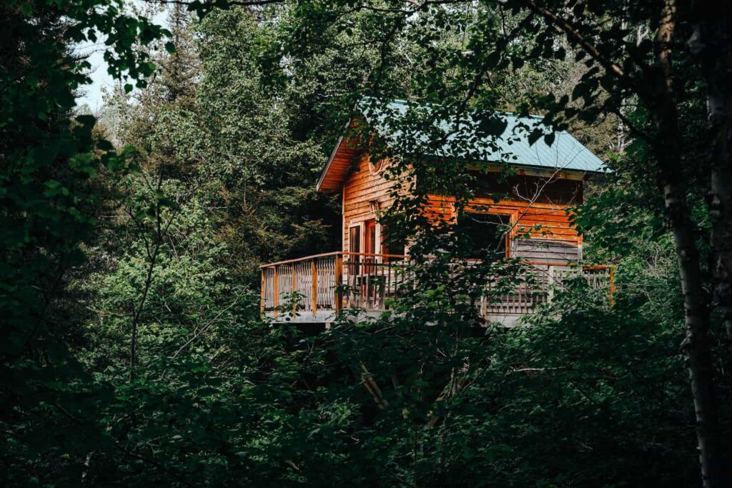 Canopee-Lit-Eau-Frette-cabin.jpg