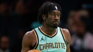 hornets-suns-pull-off-massive-draft-night-trade.jpg