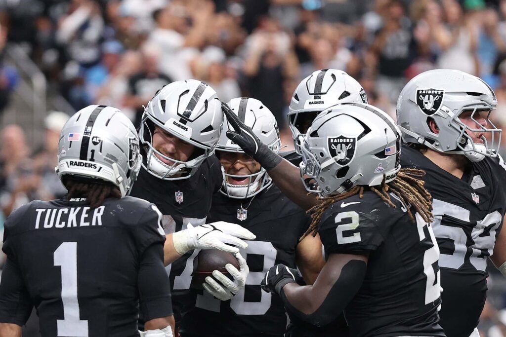 las-vegas-raiders-players-scaled.jpg